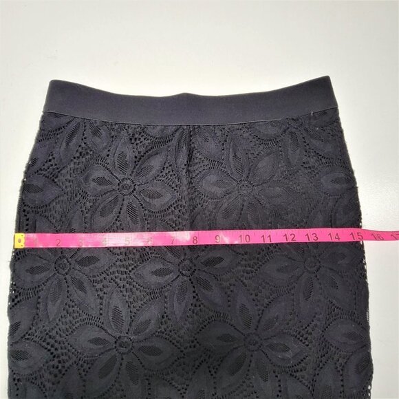 Short Black Lace Overlay Skirt - Picture 8 of 11